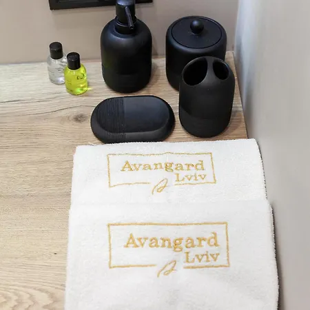 アパート Avangard Shpytalna 23 *