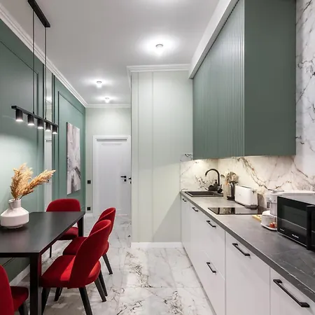 Avangard Shpytalna 23 * إلفيف