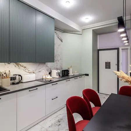 Apartment Avangard Shpytalna 23