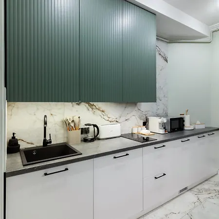 Avangard Shpytalna 23