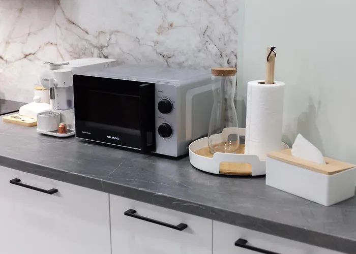 Apartment Avangard Shpytalna 23 *