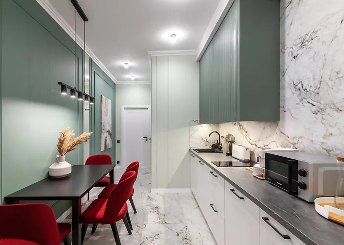 Avangard Shpytalna 23 * Lviv